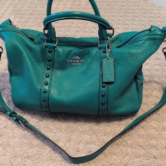 Coach Handbags - Coach Central Satchel, Pebbled Leather Zip Closure Top Removable Crossbody Strap